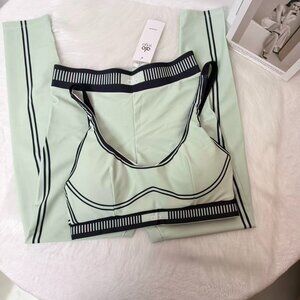 Alo Yoga Mint Green Color-Blocked Workout Set, Size M
